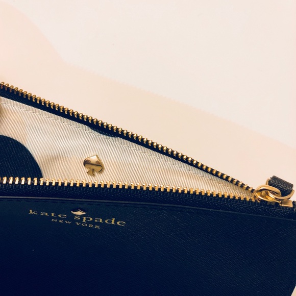 Kate Spade Cedar Street Slim Bee Wristlet -New - Picture 6 of 7